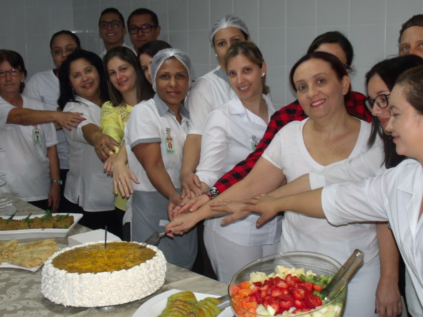 Aniversariantes do mês de agosto ganham comemoração da Santa Casa de Sertãozinho