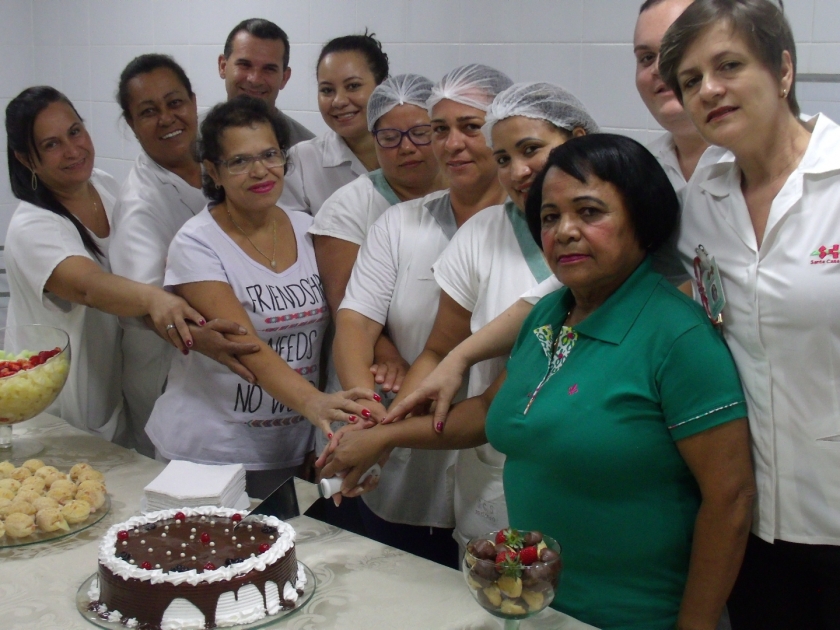 Colaboradores da Santa Casa que fazem aniversário no mês de novembro ganham comemoração pelo seu dia