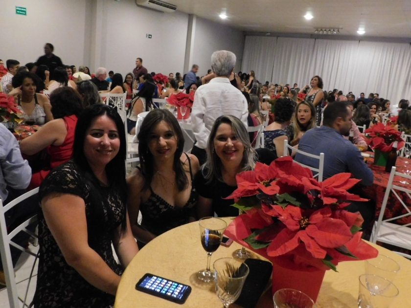 Santa Casa de Sertãozinho realiza festa de confraternização de fim de ano para colaboradores