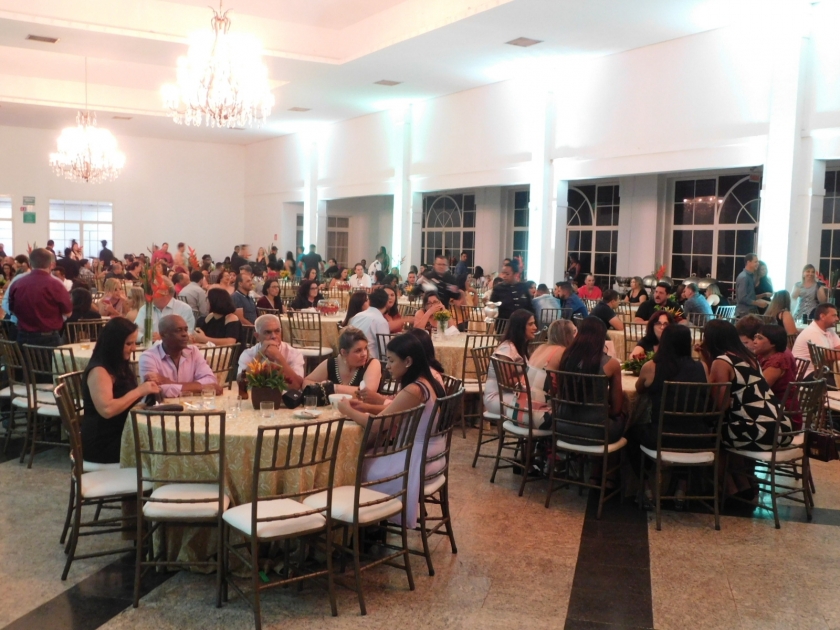 Santa Casa de Sertãozinho realiza festa de confraternização de fim de ano para colaboradores