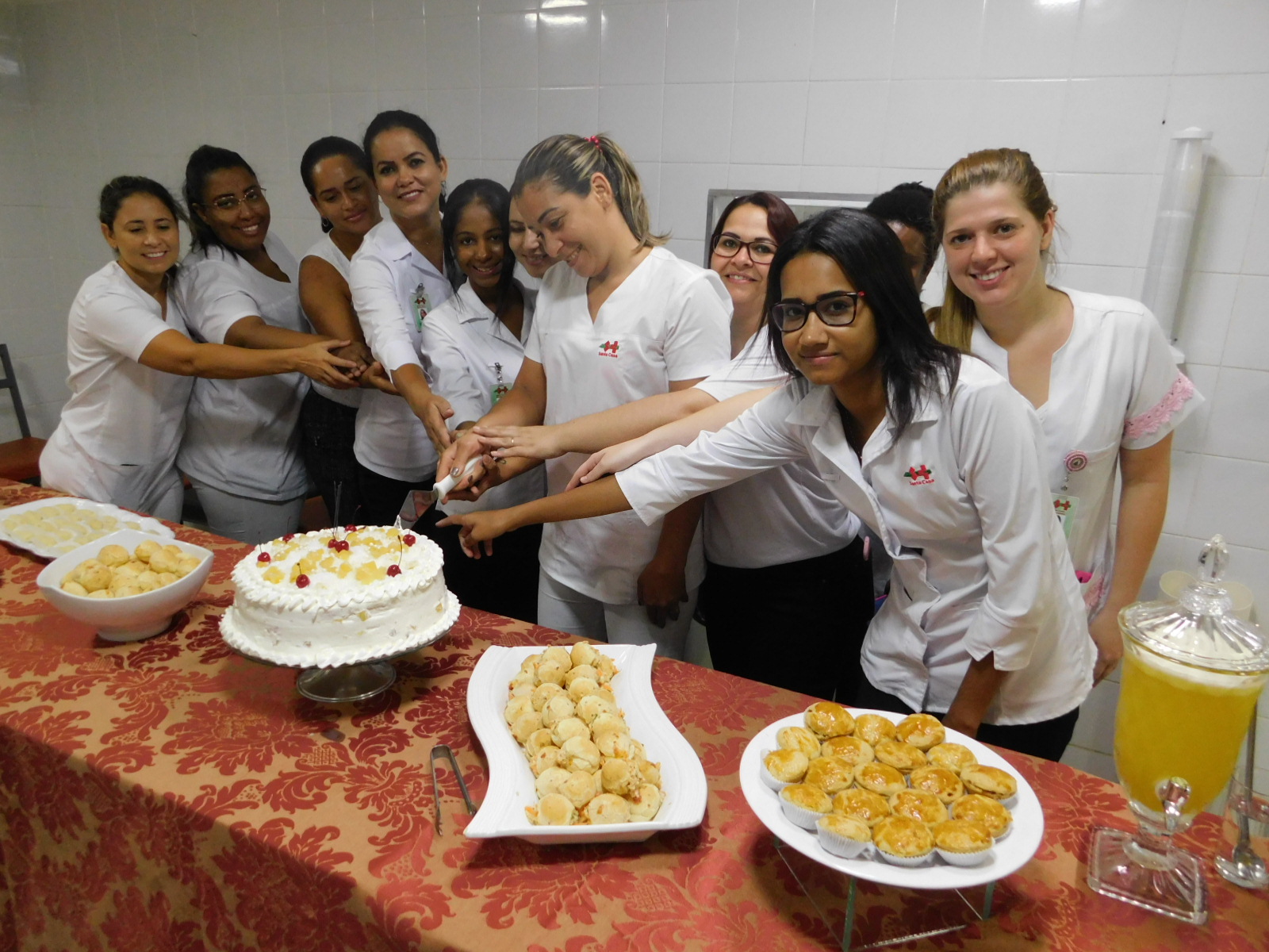 Aniversariantes do mês de janeiro ganham comemoração da Santa Casa de Sertãozinho