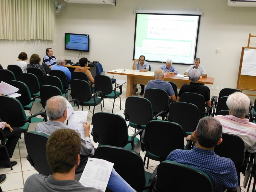 Santa Casa de Sertãozinho realiza Assembleia Geral Ordinária com membros da Diretoria e Irmandade