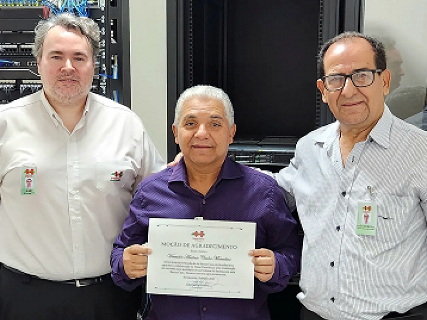 Santa Casa entrega Moção de agradecimento aos vereadores da cidade