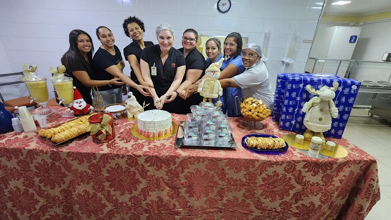 Colaboradores, aniversariantes do mês de dezembro ganham comemoração especial da Santa Casa