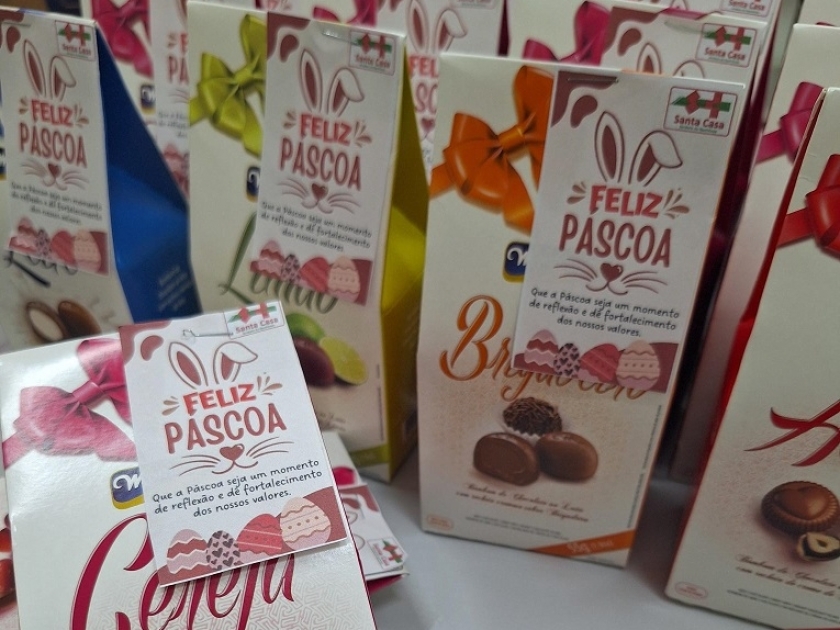 Colaboradores da Santa Casa de Sertãozinho ganham de chocolates recheados em comemoração à Páscoa