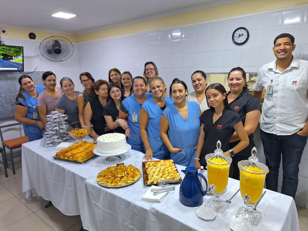 Santa Casa realiza comemoração para aniversariantes do mês de abril