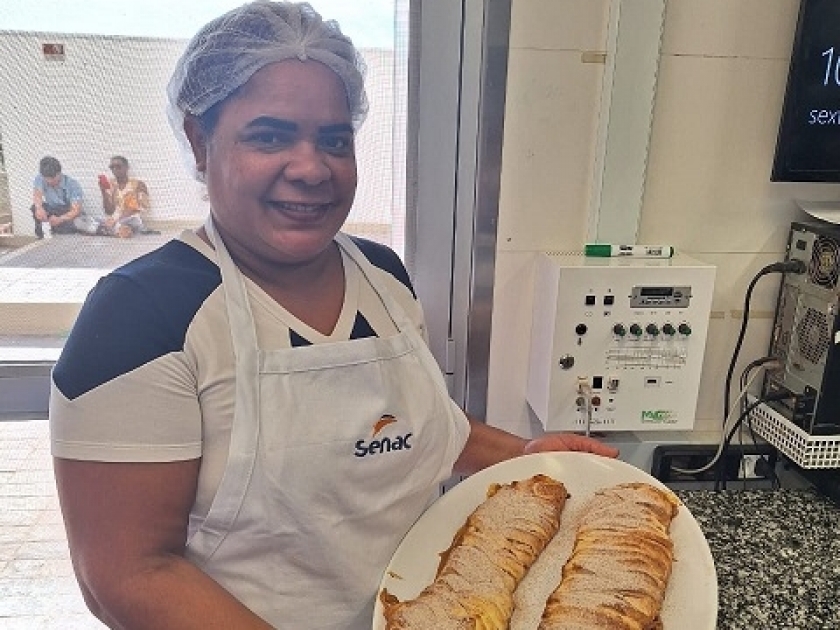Colaboradora da Santa Casa participa de curso no SENAC em parceria com o Programa Mesa Brasil