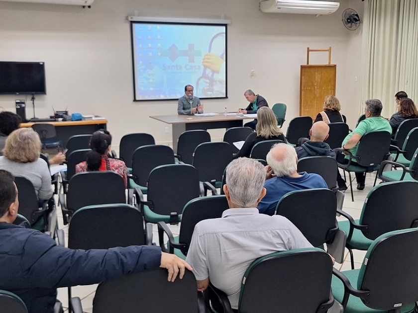 Santa Casa realiza Assembleia Geral Extraordinária com membros da Irmandade