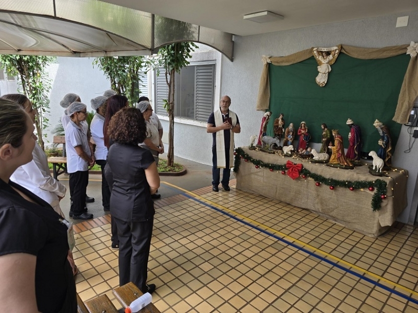 Santa Casa inicia comemorações natalinas com a benção de seu presépio
