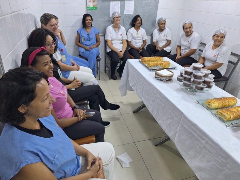 Aniversariantes de outubro ganham comemoração da Santa Casa de Sertãozinho