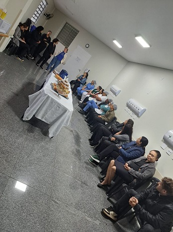 Aniversariantes do mês de maio ganham comemoração da Santa Casa