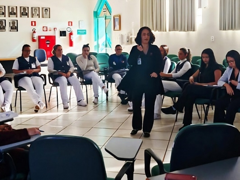 Santa Casa promove palestra sobre empatia frente a dor para seus colaboradores