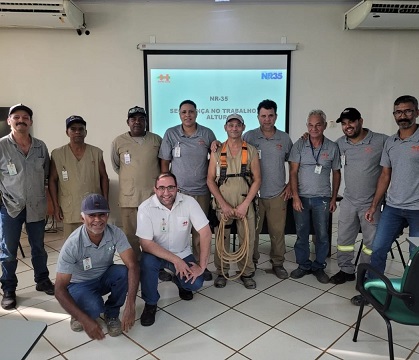 Colaboradores do setor de Manutenção da Santa Casa participam de treinamento