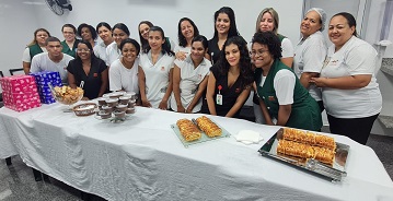 Santa Casa oferece café da manhã em homenagem aos aniversariantes do mês de outubro