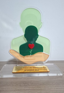 Santa Casa de Sertãozinho recebe premiação de 