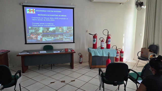 Santa Casa realiza treinamento com integrantes de sua brigada de incêndio