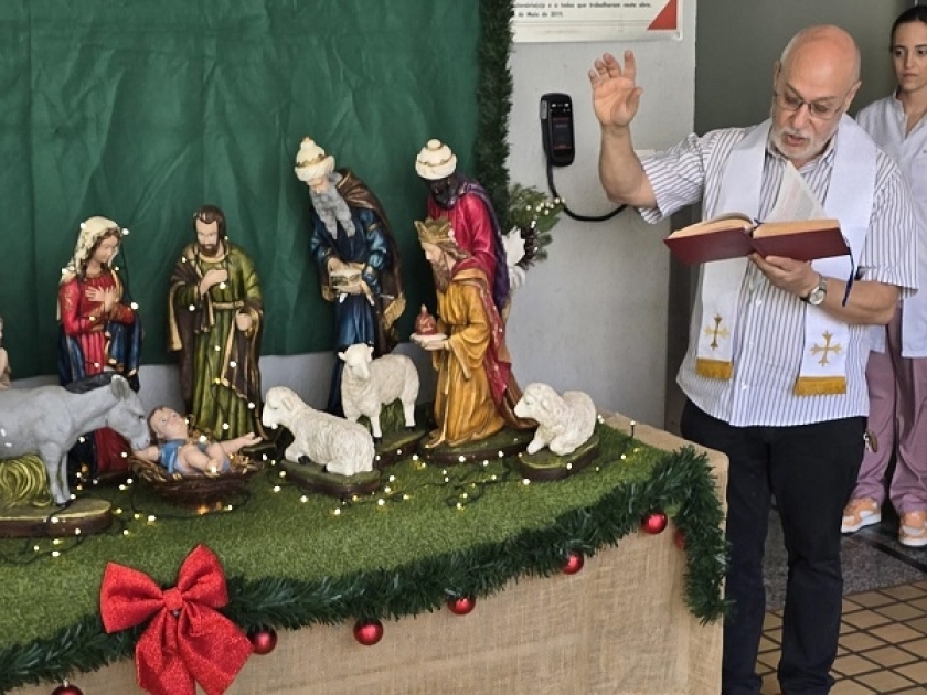 Santa Casa inicia comemorações natalinas com a benção de seu presépio